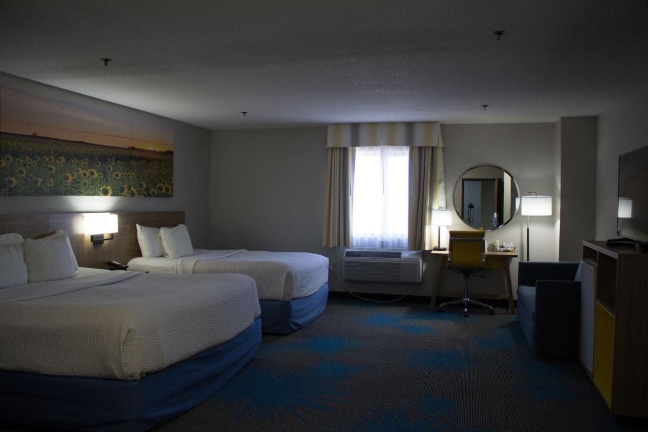 Days Inn By Wyndham Colby Exterior foto