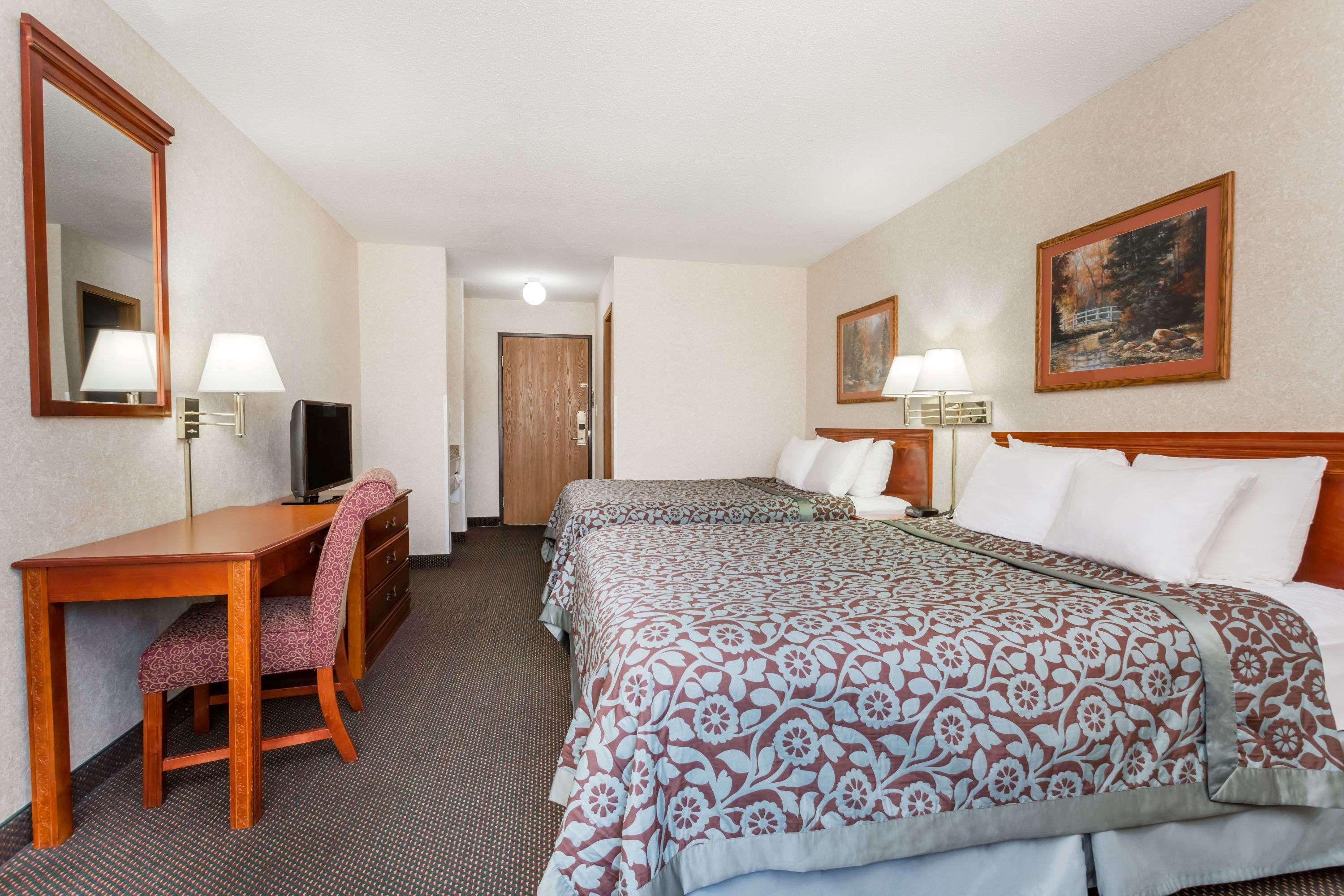 Days Inn By Wyndham Colby Exterior foto